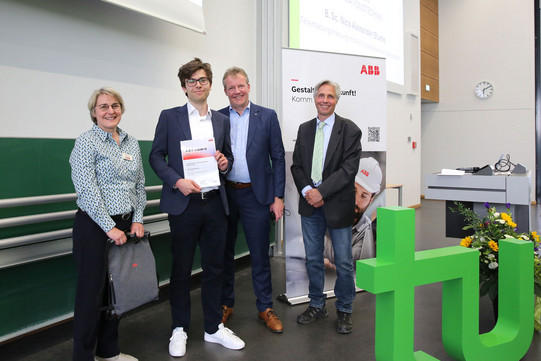 Verleihung ABB Förderpreis an B. Sc. Nico Alexander Blume Verleihung ABB Förderpreis an B. Sc. Nico Alexander Blume