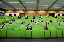 Absolventenverabschiedung 2021 im Hörsaal des SRG