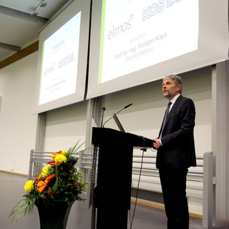 Absolventenfeier Hörsaal Redner Prof. Kays