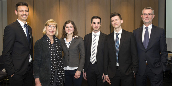 Gruppenbild Jahrgangsbeste Uhde-Preis 2020
